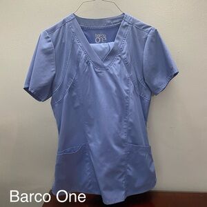Barco One Scrub Set Top small